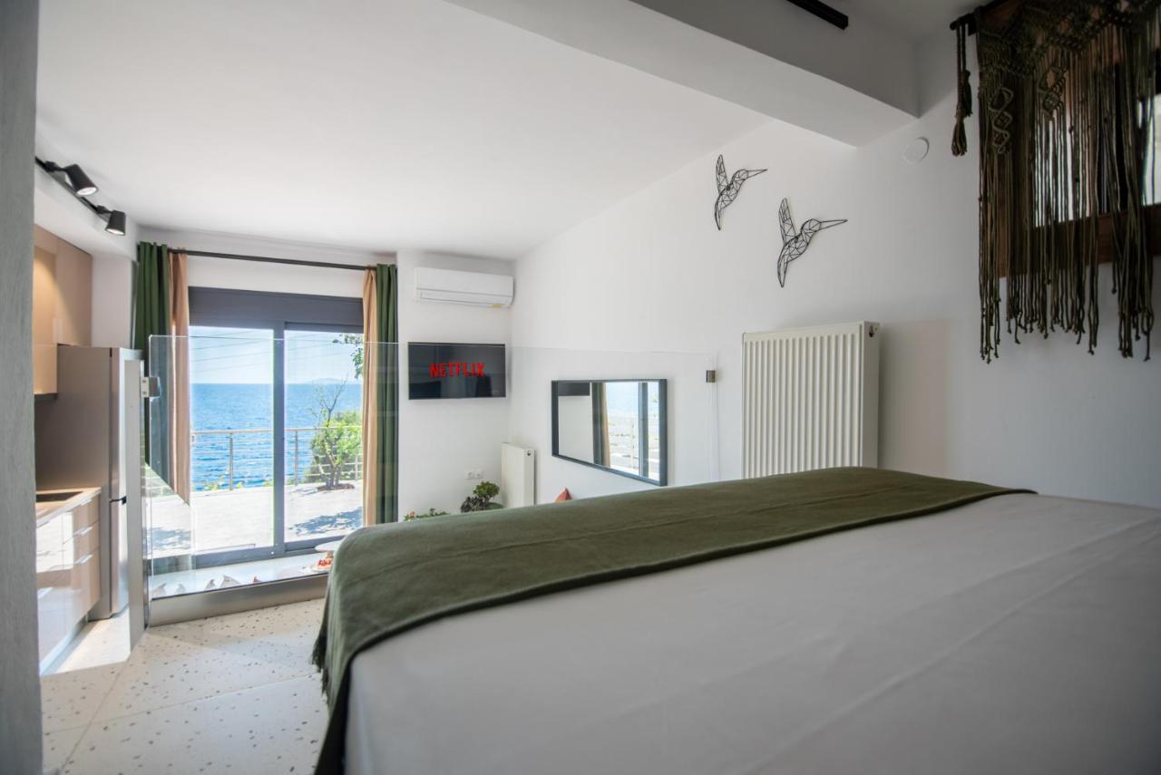 נאוס מרמרס Anemos Seaside Apartment מראה חיצוני תמונה